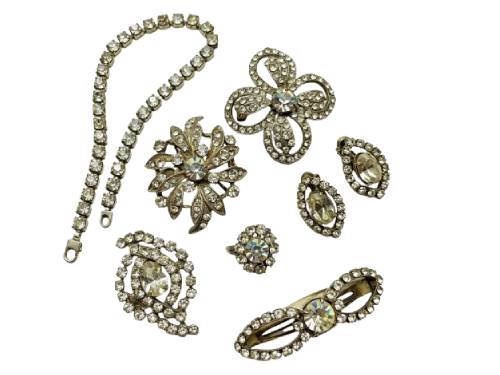 Vintage_Rhinestone_jewellery