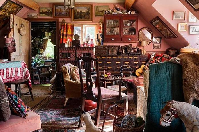 Decluttering With Purpose